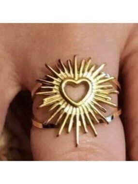 18K Gold Plated Stainless Steel Heart Burst Adjustable Ring